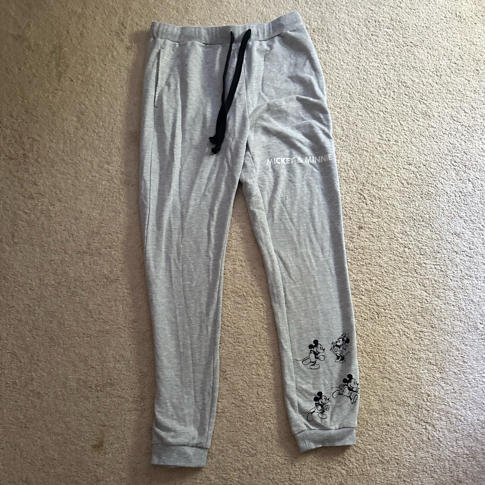 Disney store sweatpants/jogger woman’s small. Used in great condition